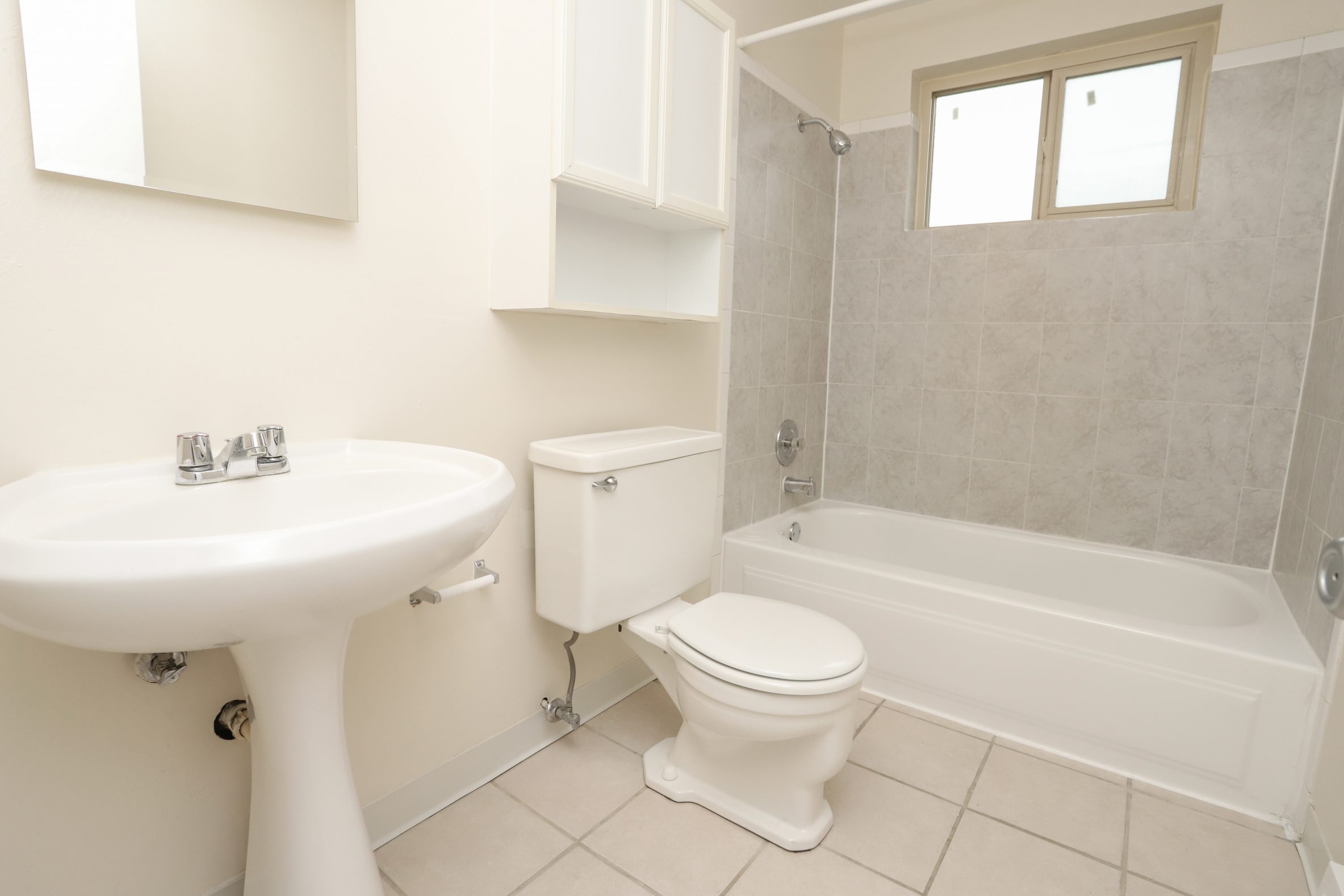 Stratford Apts Cornerstone Apartments